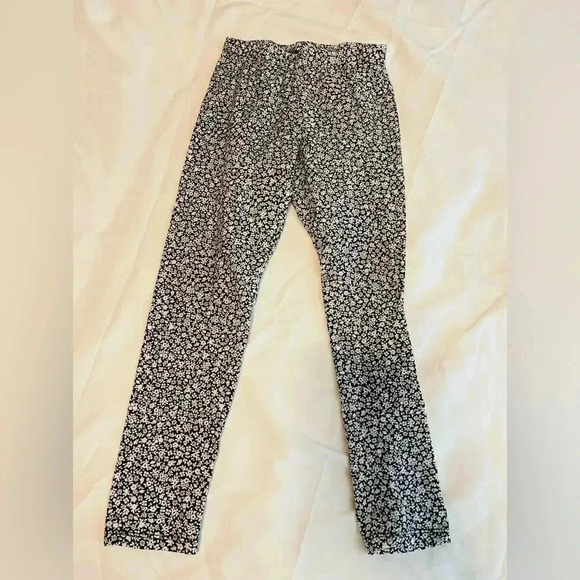 Small white flower print leggings size 7/8 - Picture 1 of 3